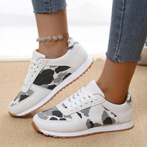Women's Thick Sole Cow Pattern Casual Sports Shoes 96123967S