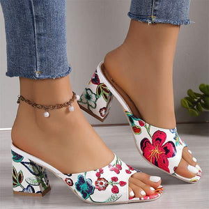 Women's Chunky Heel Peep Toe Sandals 05629647C