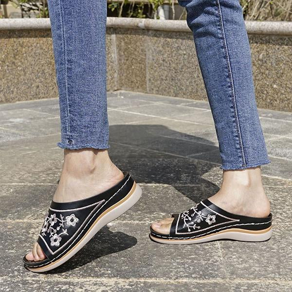 Women's Vintage Casual Embroidered Slippers 50736317S