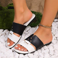 Women's Fashionable and Comfortable Flat Sandals 57946497C