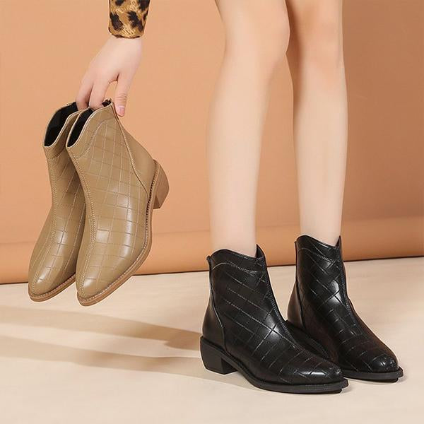 Women's Fashionable Pointed Toe Chunky Heel Short Boots 41805214S