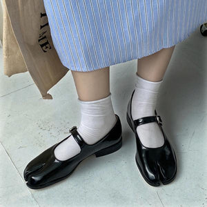 Women's Vintage Split-Toe Buckle Mary Jane Shoes 28247222S