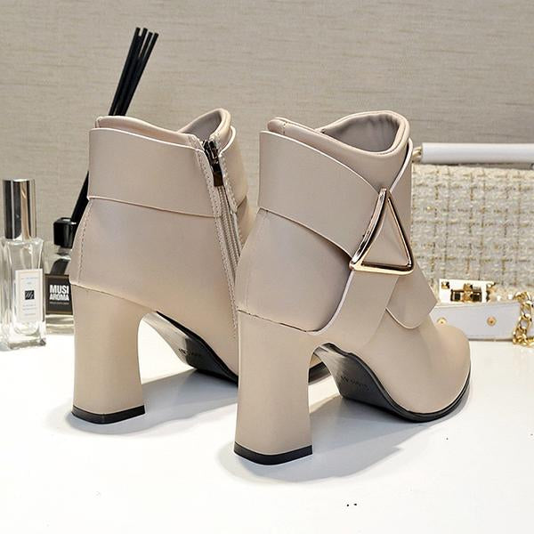 Women's Fashionable Belt Buckle Thick Heel Pointed Toe Boots 37540149S