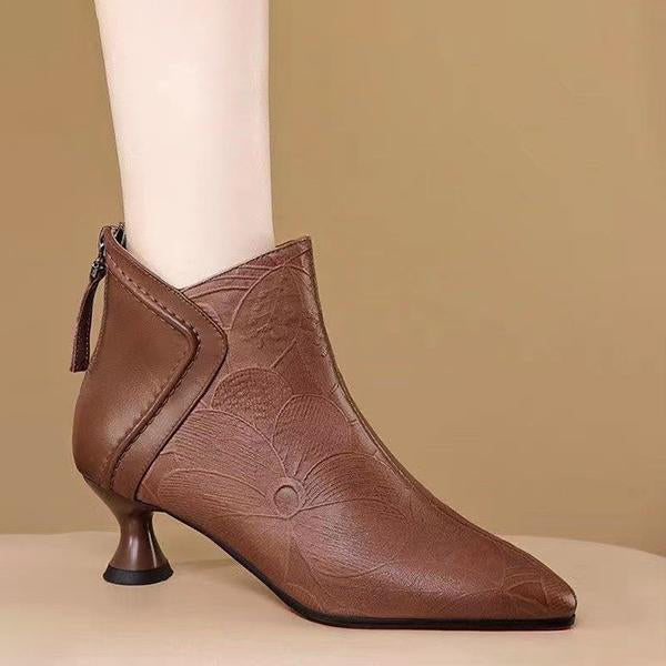 Women's Fashion Shaped Heel Retro Pointy Toe Shoes 39399817S