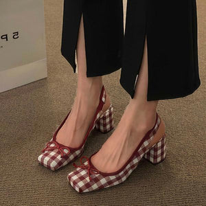 Women's Retro Bowknot Square Toe Chunky Heels 65845300S