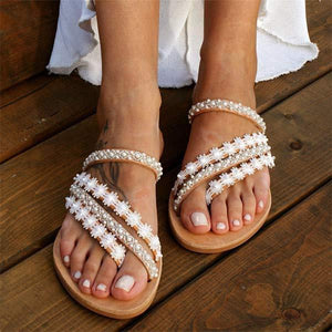 Women's Flat Pearl and Rhinestone Sandals 17627391C