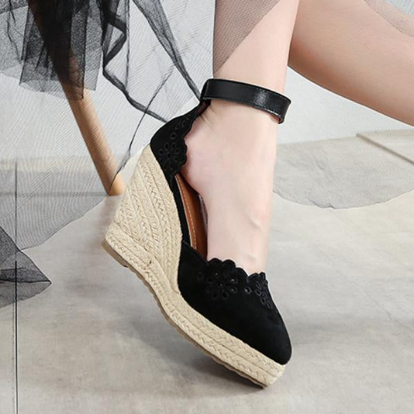 Women's Hollow Fashion Pointed Straw Wedge Sandals 96220722C