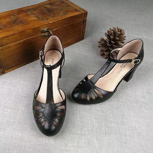 Women's Elegant Hollow Buckled Block Heel Sandals 82217507S
