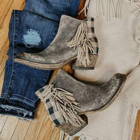Women's Fringed Chunky-Mid Heel Round Toe Side Zipper Ankle Boots 17067785C