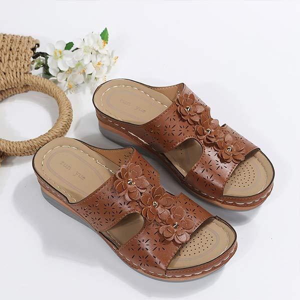 Women's Hollow-Out Flower Embellished Wedge Sandals 63919491C