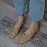 Women's Vintage Pleated Round Toe Flats 27792854C