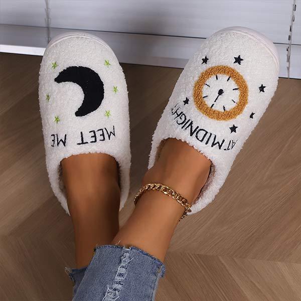 Indoor Cotton Slippers with Moon and Clock Design 67209341C