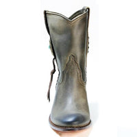 Women's Retro Round Toe Jewel Chunky Heel Boots 96672430S