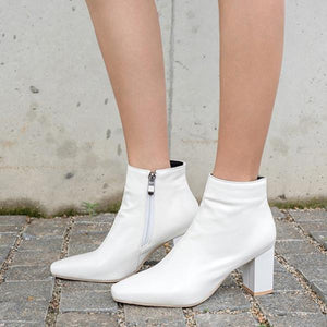 Women's Fashionable Block Heel Square Toe Short Boots 93033120S