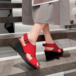 Women's Peep-Toe Platform Sandals 40233687C